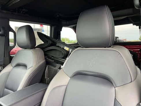 New 2026 Ford Bronco Outer Banks AWD/4WD image 18