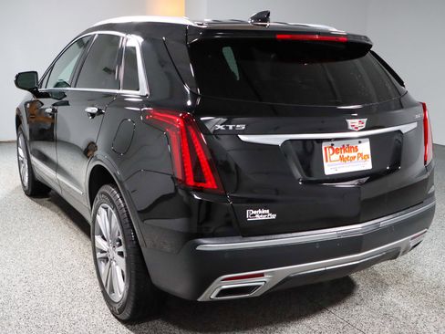Used 2024 Cadillac XT5 Premium Luxury image 9