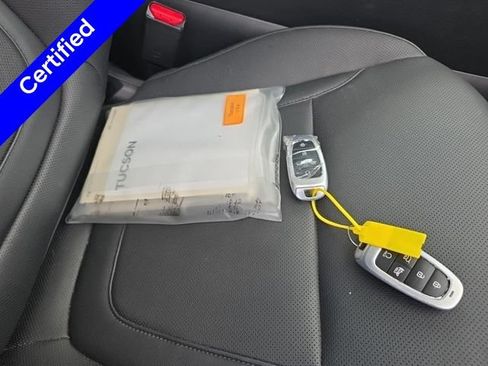 Used 2023 Hyundai Tucson SEL w/ Convenience Package AWD/4WD image 9