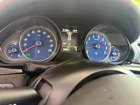 Used 2018 Maserati GranTurismo Sport RWD image 35