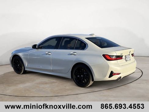 Used 2020 BMW 330i xDrive Sedan w/ Premium Package image 5