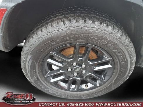 Used 2025 Land Rover Defender 110 S image 15