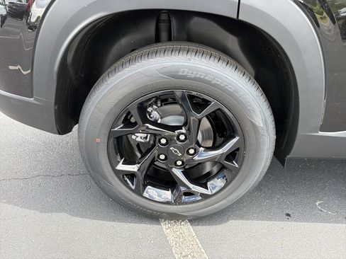 New 2026 Chevrolet Trax LT FWD image 17