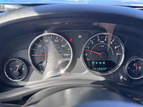 Used 2016 Jeep Wrangler Unlimited Sport w/ Connectivity Group image 26