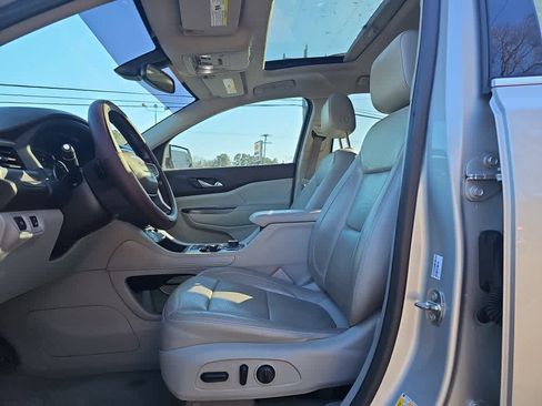 Used 2020 GMC Acadia SLT w/ Trailering Package image 13