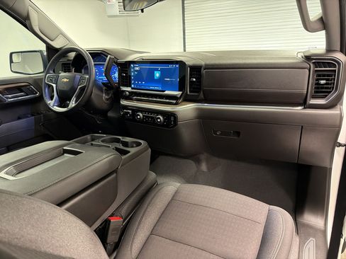 Used 2023 Chevrolet Silverado 1500 LT RWD image 30