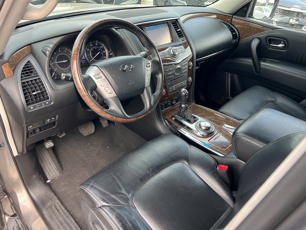 Used 2017 INFINITI QX80 4WD w/ Driver Assistance Package image 15