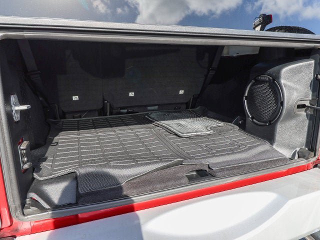 Used 2011 Jeep Wrangler Unlimited Sahara w/ Dual Top Group AWD/4WD image 27