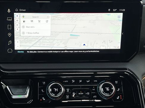 Used 2025 GMC Sierra 1500 AT4 w/ AT4 Premium Package image 37