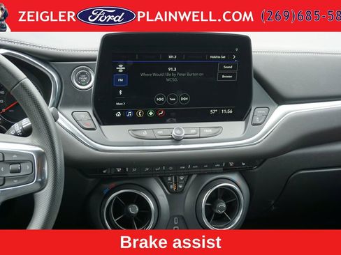 Used 2024 Chevrolet Blazer LT w/ Convenience Package FWD image 15