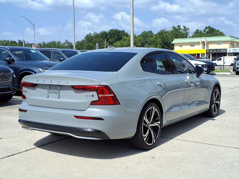 Used 2024 Volvo S60 B5 Plus AWD/4WD image 7