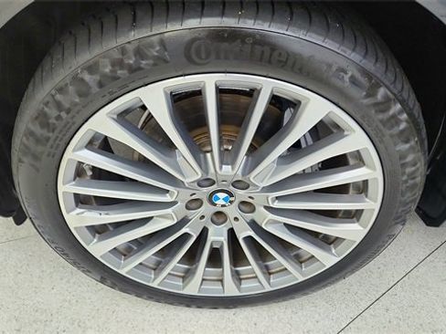 Used 2025 BMW X7 xDrive40i w/ Executive Package image 64