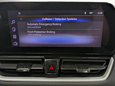 Used 2026 Chevrolet TrailBlazer LT AWD/4WD image 5