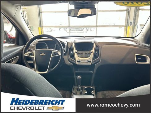 Used 2016 Chevrolet Equinox LT w/ Convenience Package FWD image 16