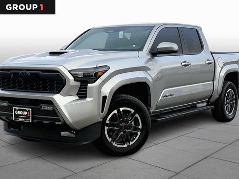 Used 2024 Toyota Tacoma TRD Sport image 1