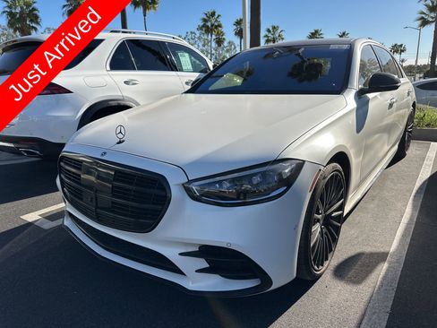 Used 2022 Mercedes-Benz S 580 4MATIC Sedan image 1