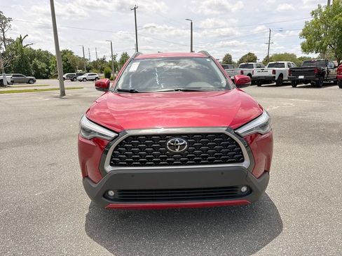 Used 2024 Toyota Corolla Cross XLE FWD image 10