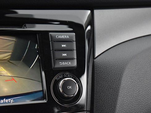 Used 2022 Nissan Rogue Sport S FWD image 22