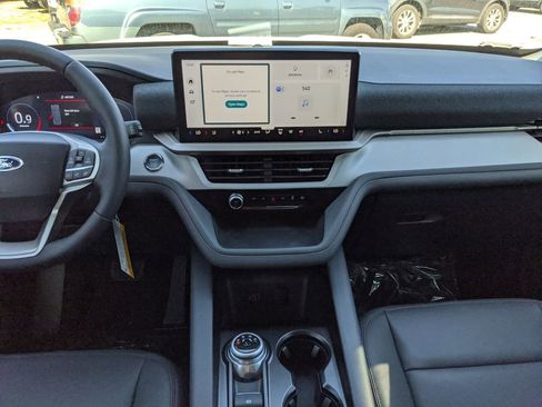 New 2026 Ford Explorer Active w/ Active Comfort Package image 14