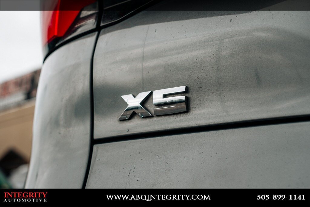 Used 2024 BMW X5 M60i AWD/4WD image 17