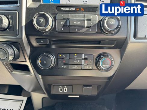 Used 2016 Ford F150 XLT w/ Equipment Group 302A Luxury image 19