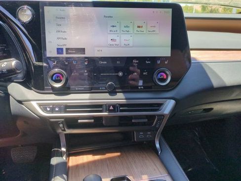 Used 2025 Lexus RX 350 w/ Convenience Package AWD/4WD image 20