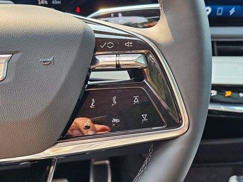 New 2026 Cadillac Optiq Sport 1 AWD/4WD image 25