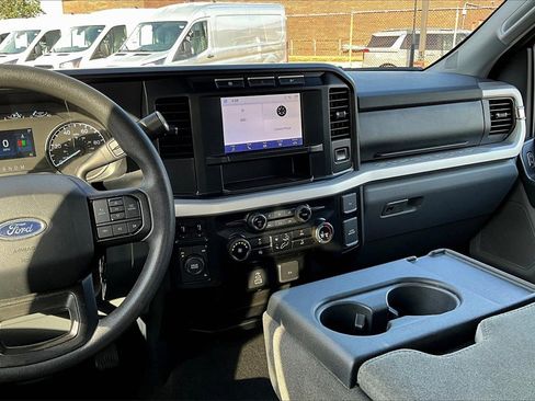 Certified 2024 Ford F250 XLT image 6