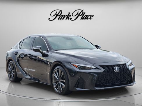 Used 2021 Lexus IS 350 F Sport w/ Navigation Package RWD image 4