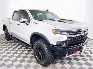 Used 2025 Chevrolet Silverado 1500 ZR2 w/ Technology Package AWD/4WD video 1