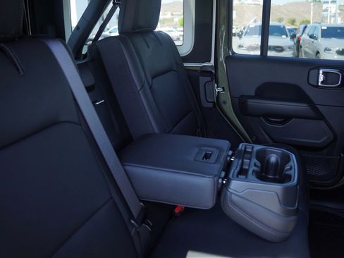 New 2025 Jeep Wrangler Unlimited Rubicon 392 image 26