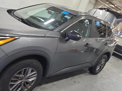Used 2023 Nissan Rogue S AWD/4WD image 12