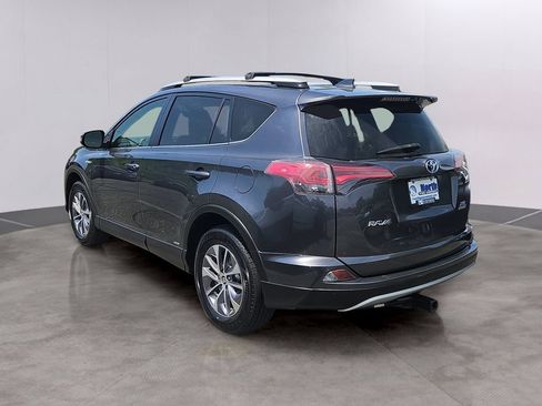 Used 2016 Toyota RAV4 XLE w/ Convenience Package AWD/4WD image 6