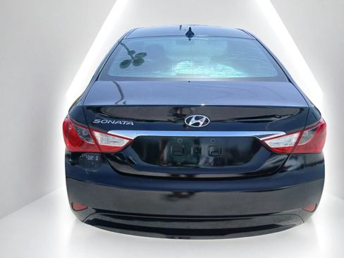 Used 2014 Hyundai Sonata GLS w/ Popular Equipment Group 2 FWD image 5