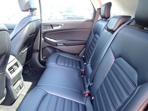 Used 2023 Ford Edge SEL w/ Convenience Package AWD/4WD image 18
