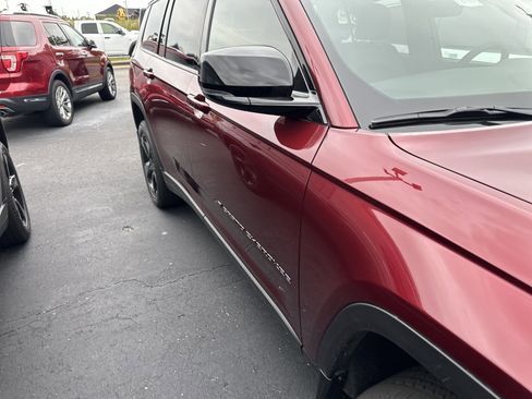 New 2025 Jeep Grand Cherokee L Altitude AWD/4WD image 4