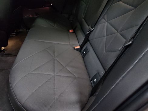 Used 2025 BMW iX xDrive50 image 21