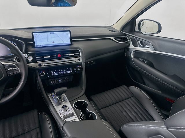 Certified 2026 Genesis G70 2.5T Prestige RWD image 25