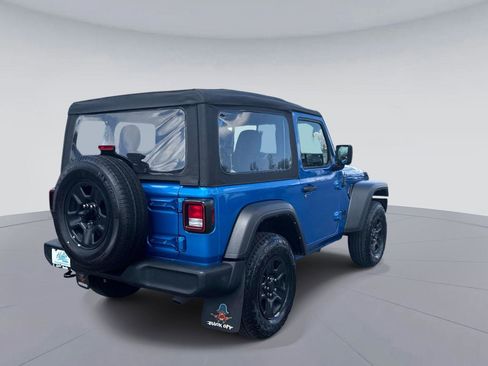 Used 2021 Jeep Wrangler Sport image 4