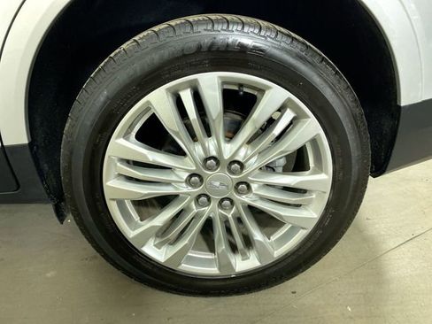 Used 2018 Cadillac XT5 Premium Luxury image 5