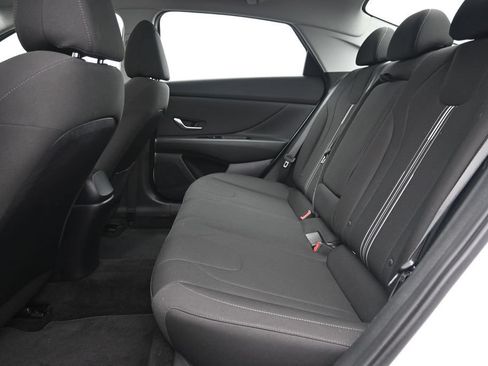 Certified 2021 Hyundai Elantra SEL w/ Convenience + Premium Package FWD image 13