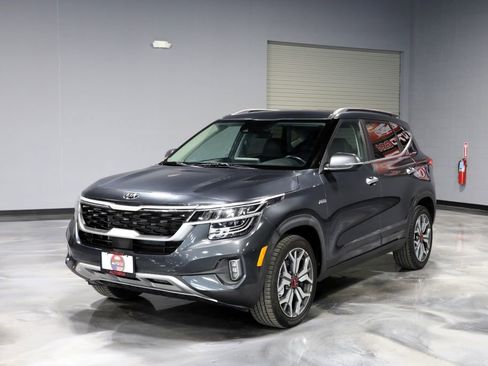 Used 2021 Kia Seltos SX AWD/4WD image 3