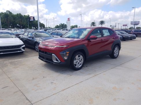 New 2026 Hyundai Kona SE FWD image 3