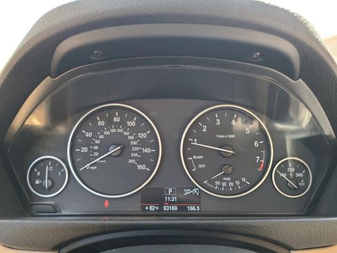 Used 2014 BMW 320i Sedan image 13