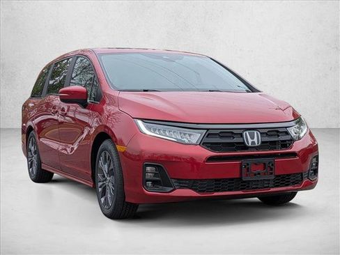 New 2026 Honda Odyssey Touring image 7