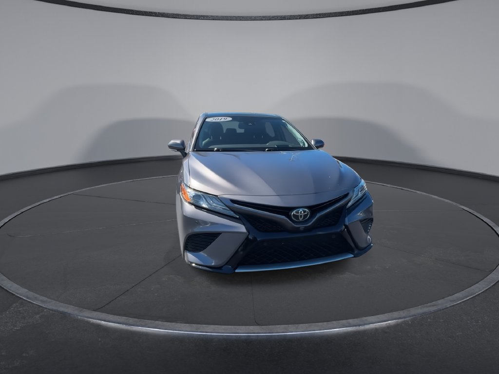 Used 2019 Toyota Camry XSE w/ Driver Assist Package FWD image 3