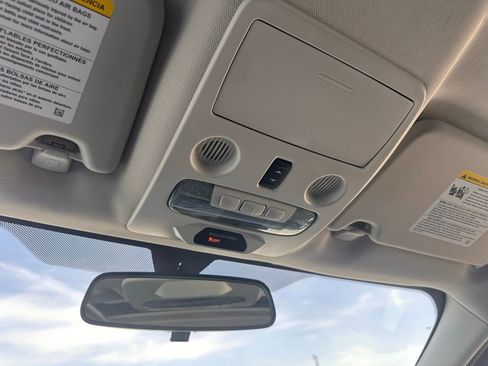 Certified 2018 Ford EcoSport SE image 23