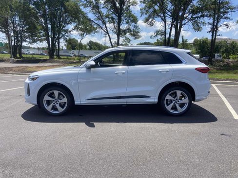 New 2025 Audi Q5 Premium Plus image 6