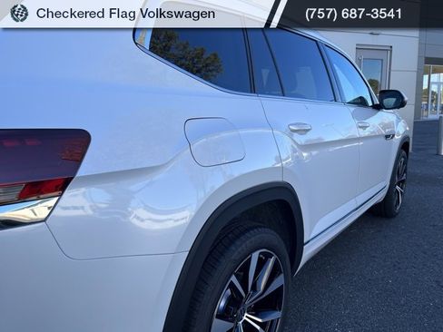 New 2026 Volkswagen Atlas SEL Premium R-Line image 9