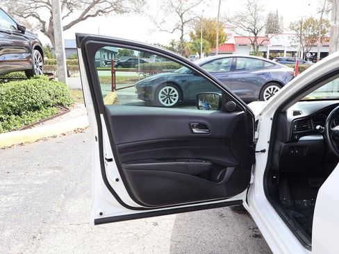 Used 2021 Acura ILX image 22